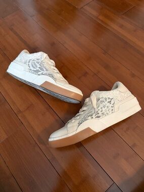 Dolce Vita Harryson Cream Lace-Panel Sneakers 8.5